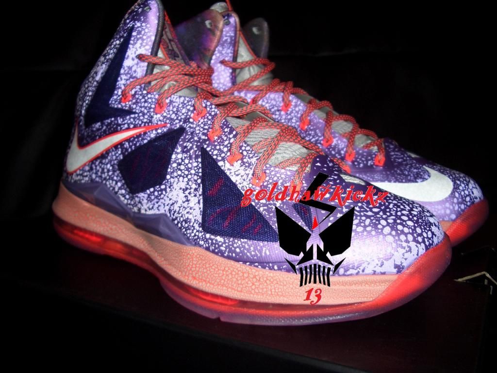 lebron x extraterrestrial