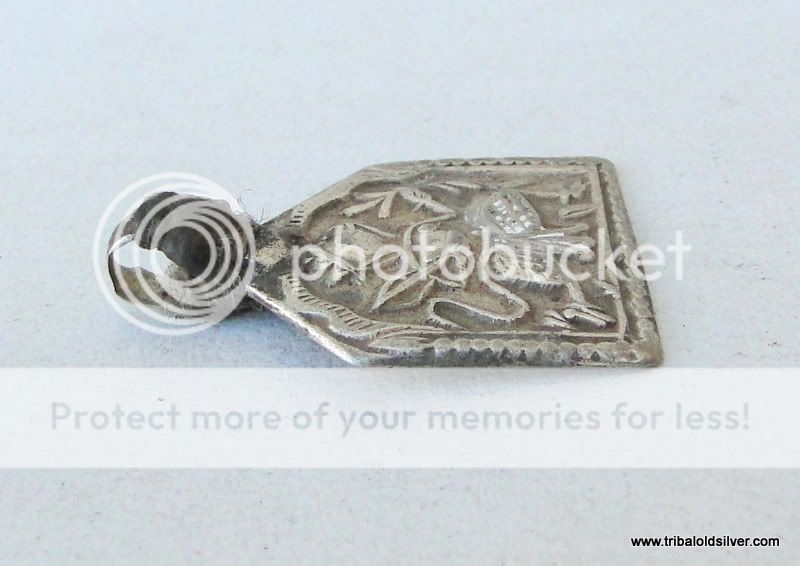 OLD SILVER HINDU MONKEY GOD HANUMAN AMULET PENDANT IND  