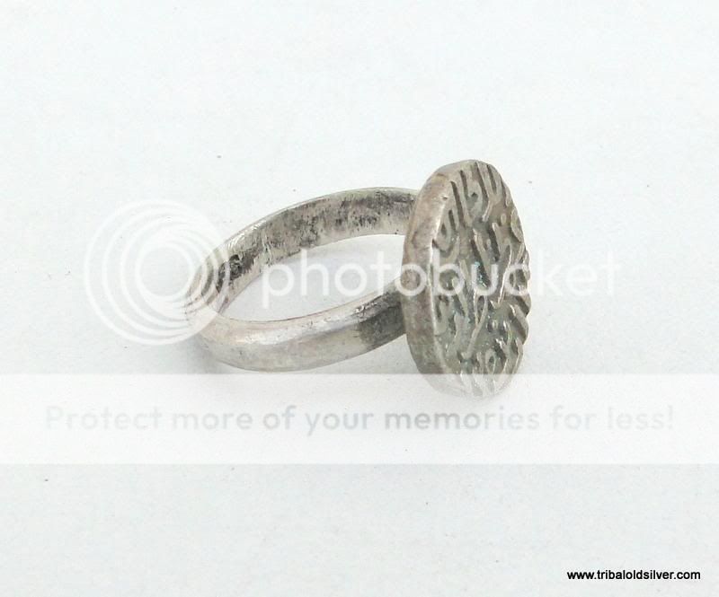 VINTAGE ETHNIC TRIBAL OLD SILVER MUGHAL COIN RING INDIA  