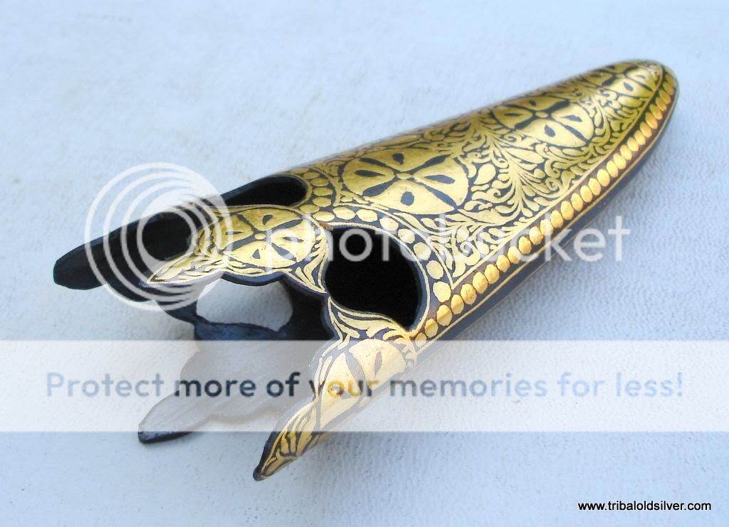   DESIGN PURE GOLD BIDAREE WORK SWORD HANDLE RAJASTHAN INDIA  