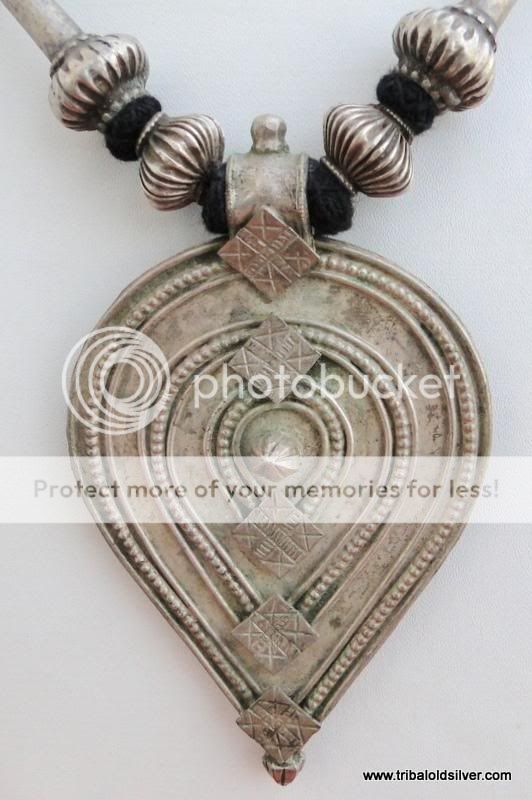 ANTIQUE ETHNIC TRIBAL OLD SILVER NECKLACE PENDANT INDIA  