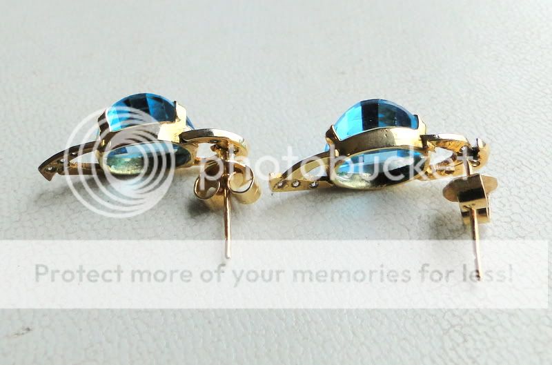 14 K SOLID GOLD BLUE TOPAZ & DIAMOND STONE STUD EARRING  